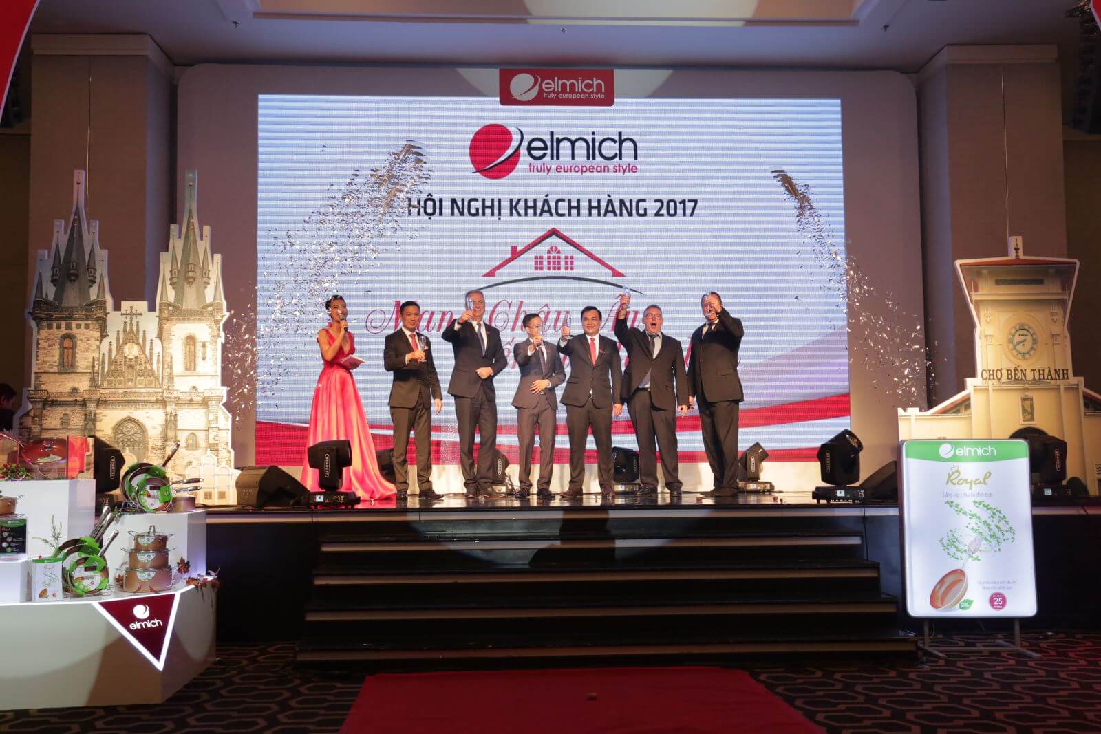 TRANG TRỌNG, HOÀNH TRÁNG, ẤM ÁP – HỘI NGHỊ KHÁCH HÀNG ELMICH 2017 TẠI TP. HỒ CHÍ MINH THỎA MÃN ĐƯỢC KÌ VỌNG CỦA TOÀN THỂ KHÁCH MỜI!