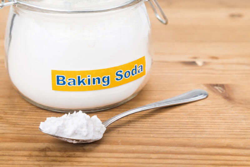 baking-soda-e1462990338656 Baking soda làm sạch cặn bình