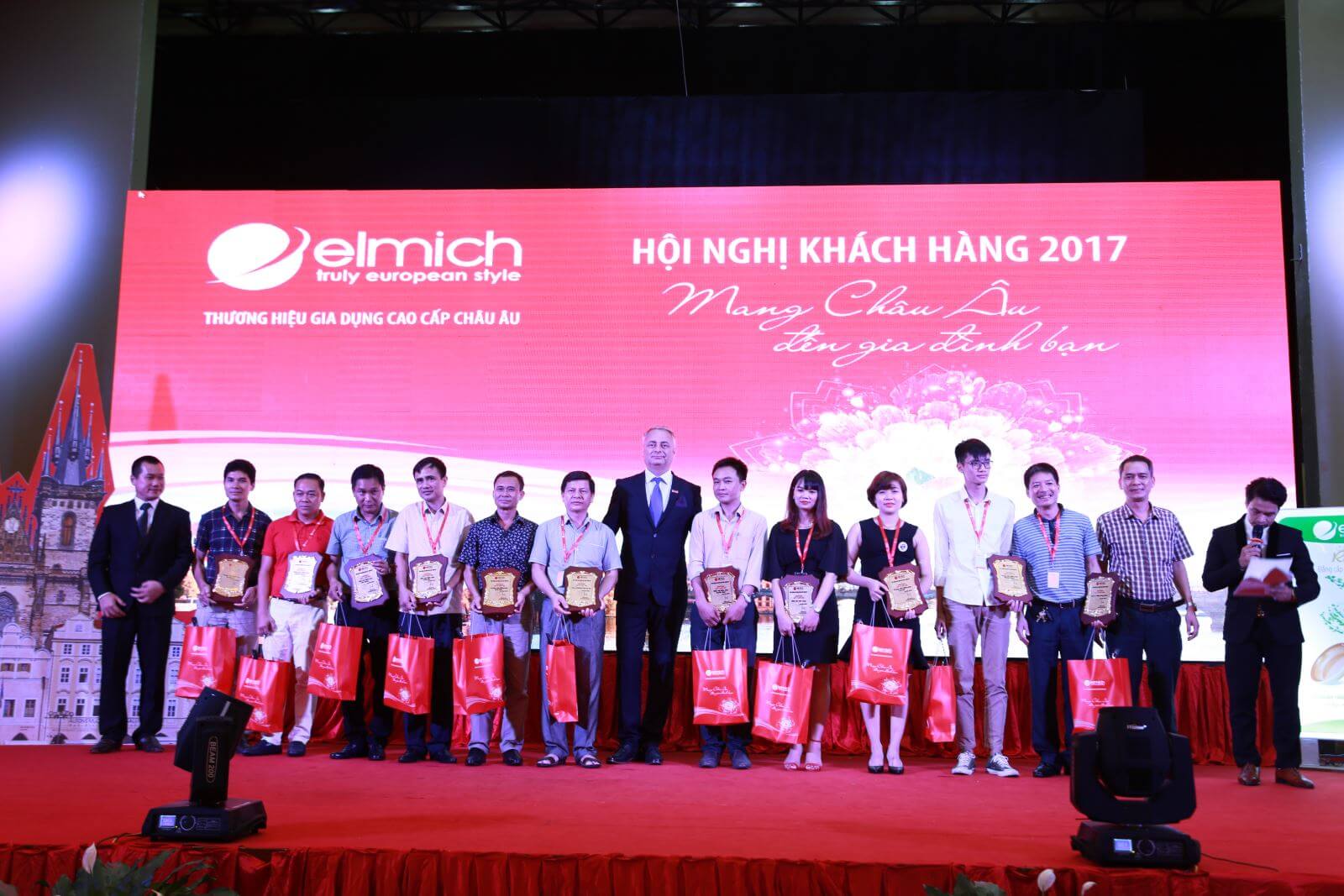 img_6411 Hội nghị Khách hàng Hải Dương 2017