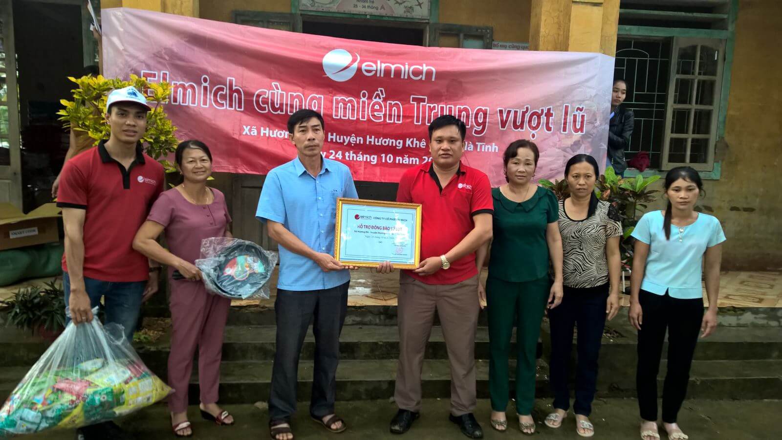 Elmich cùng miền Trung vượt lũ (ngày 24 – 25/10/2016)