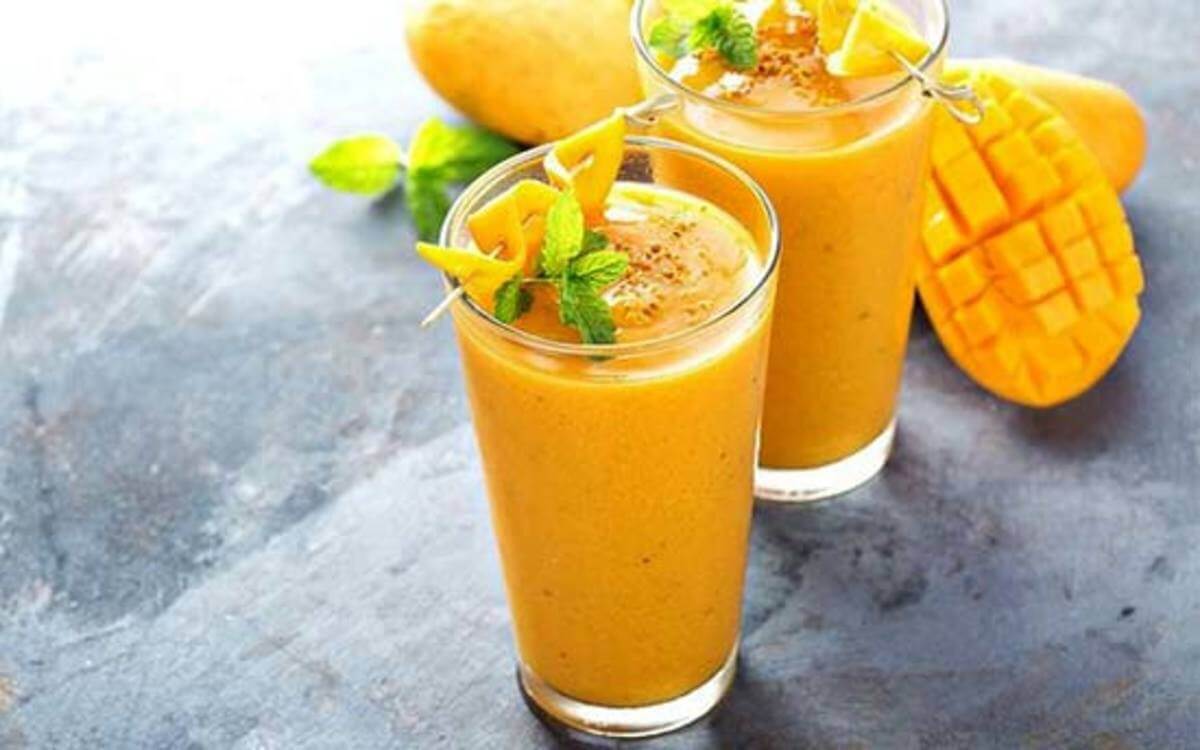 8 cách làm sinh tố xoài cực ngon cho gia đình bạn