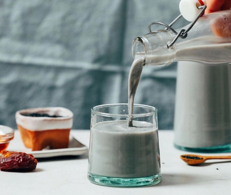 Sữa bí đỏ hạt điều mè đen vô cùng tốt cho sức khỏe