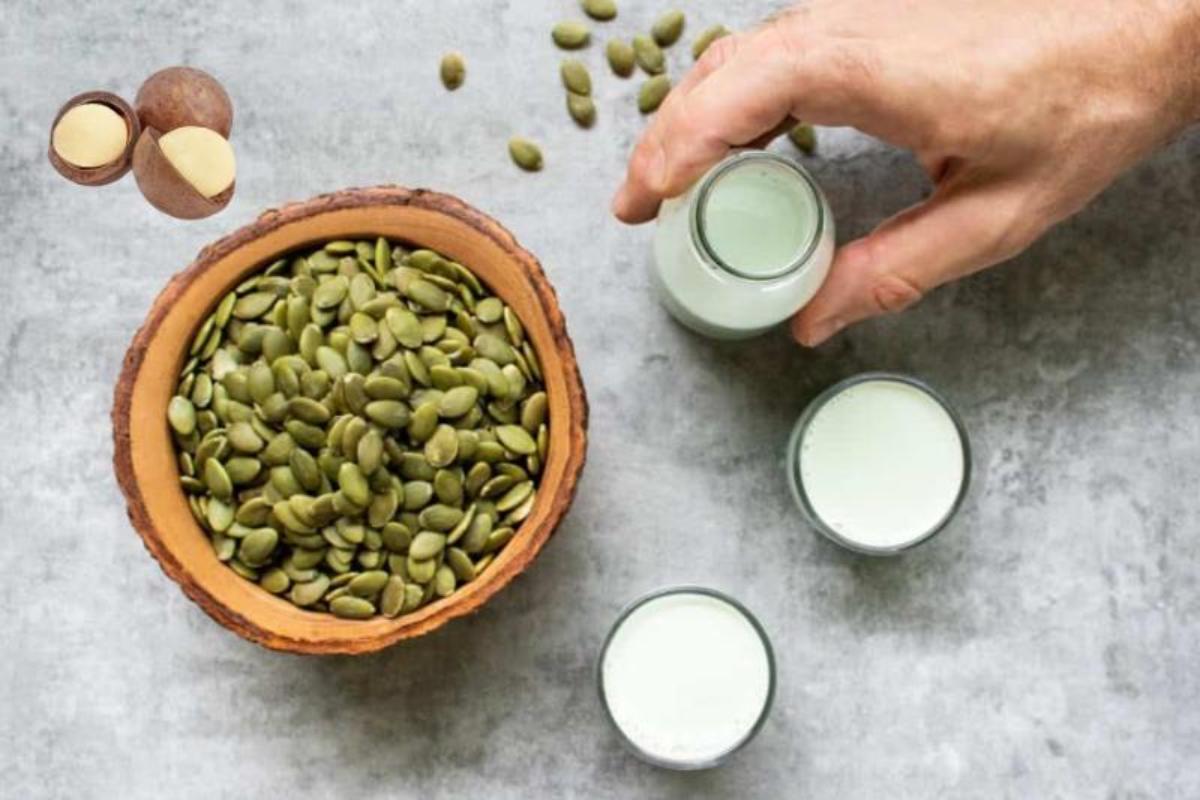 2 cách làm sữa hạt bí xanh bổ dưỡng cho cả gia đình