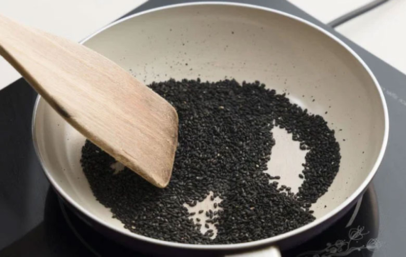 Sơ chế sạch sẽ các nguyên liệu
